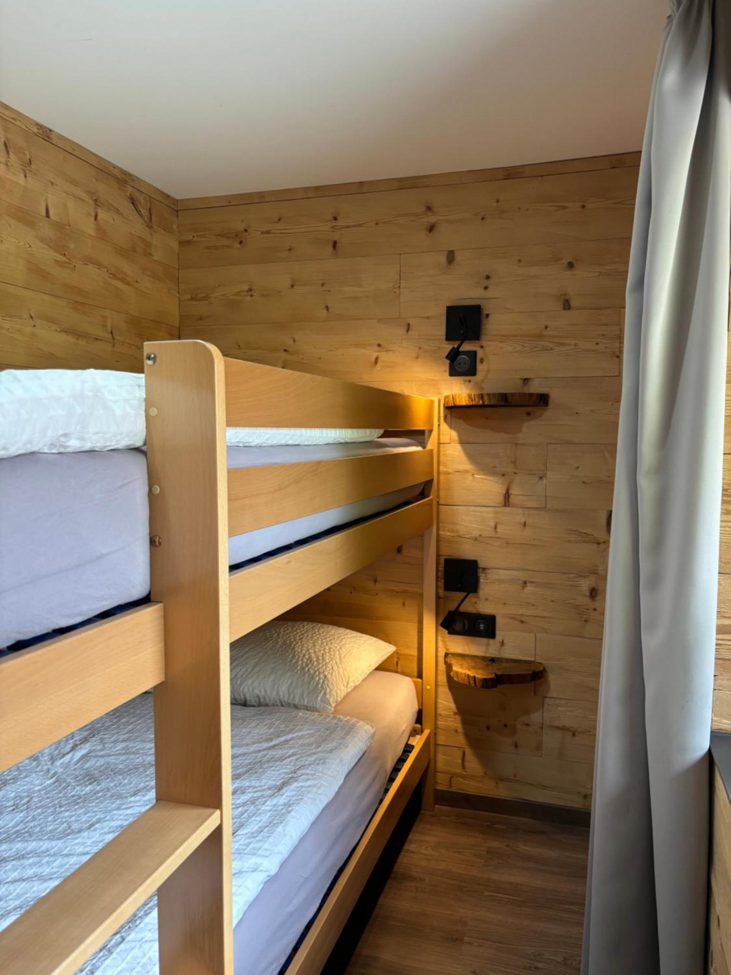 La Ferme De Rochesson, Jacuzzis & Piscine Commune Экстерьер фото